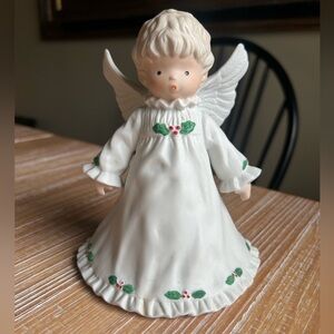 VTG Porcelain Angel Musical Box Figurine Schmid Taiwan Silent Night Christmas